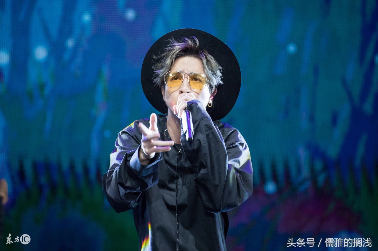 薛之谦，光影“多面体”，上海创作才子，笑容背后承受了多少磨难