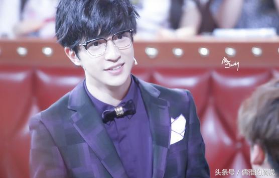 薛之谦，光影“多面体”，上海创作才子，笑容背后承受了多少磨难