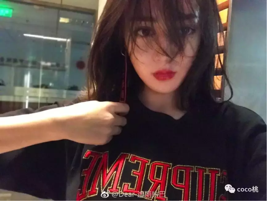 明星最想删的早期“黑照”：热巴夜店风娜扎美空范儿，周冬雨辣眼