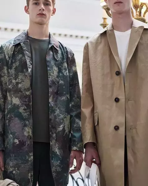 买不起Burberry,你还有这些「风衣」牌子可以选