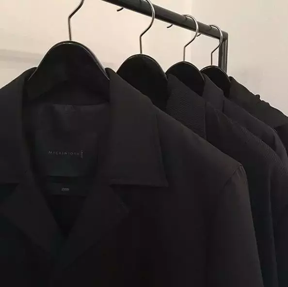 买不起Burberry,你还有这些「风衣」牌子可以选