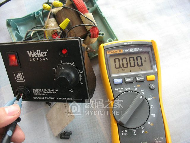 闲来无事，拆修早期美国原装的威乐焊台(Weller-EC1001)