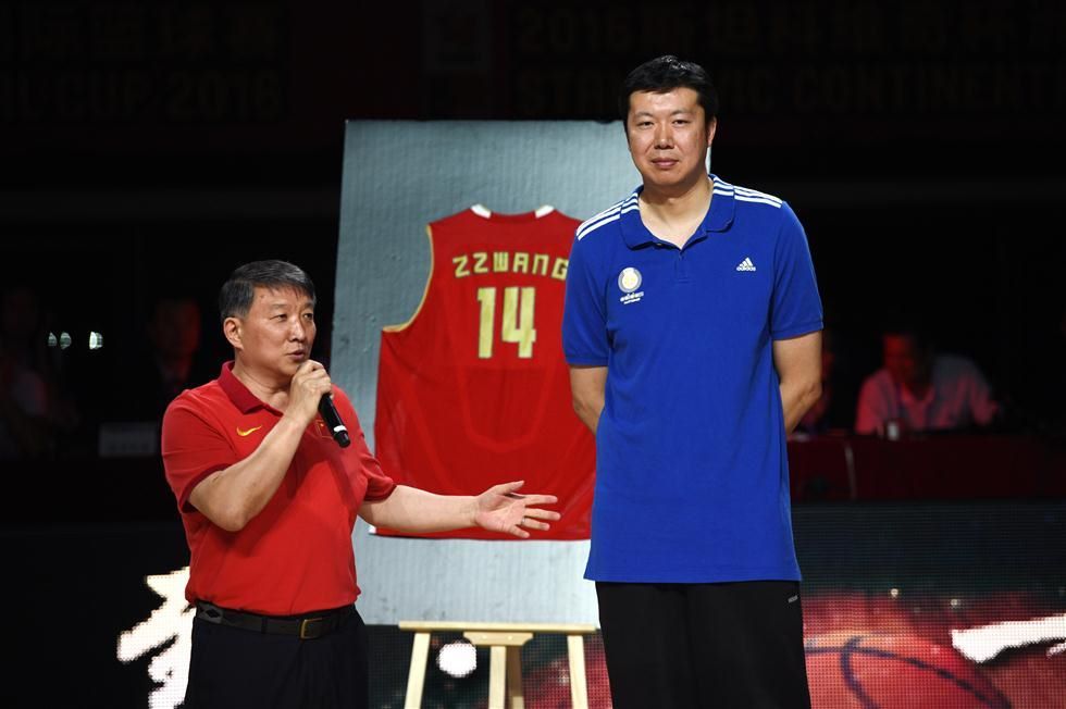 巴特尔为什么不进nba(中国“移动长城”为何总倒下？巴特尔因糖尿病退役，姚明带伤出战)