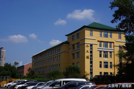 东西南北中！细数那些校区遍全城的巨无霸大学