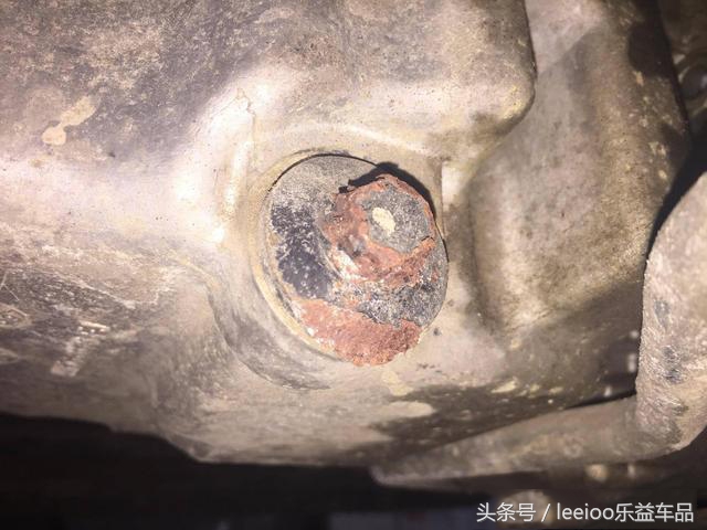 6万买的14万公里沃尔沃S40，看眼底盘才不得不佩服朋友的机智