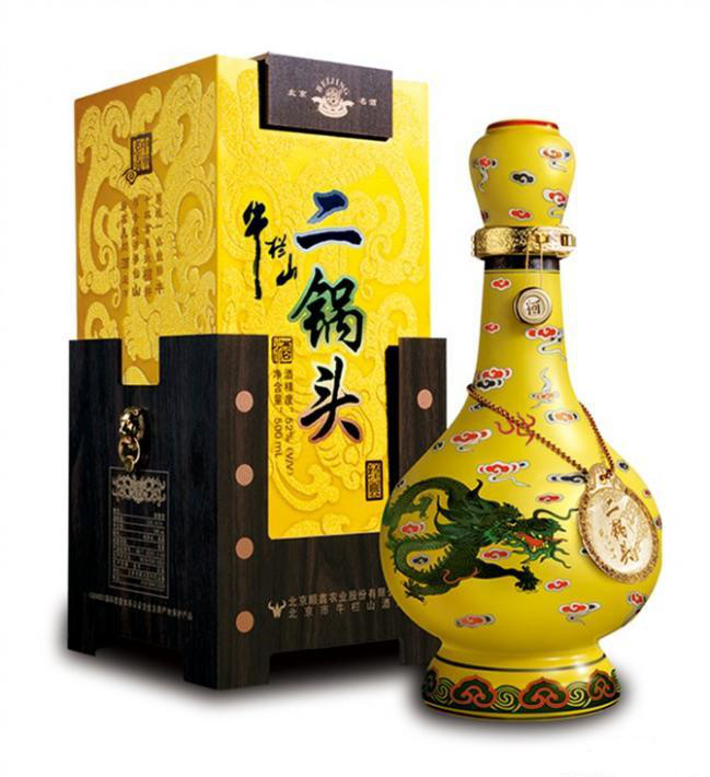 牛栏山二锅头的产品有普通,珍品,典藏,陈酿等系列,其在市场上的推广和