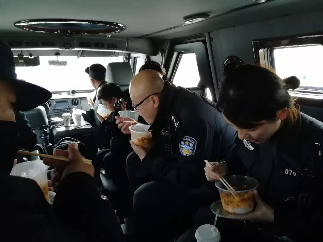 港城巡特警!何特之有?