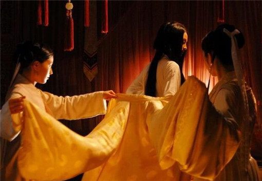 你知道吗？诗人王维是这样写女性的，让人如痴如醉！