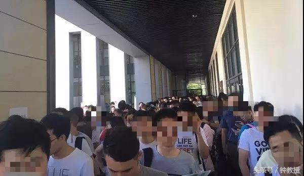 想用学历落户,那选天府新区好还是高新南区好呢?