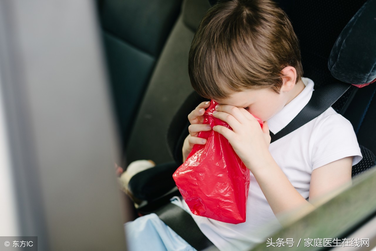 人为什么会晕车（详解人会晕车的根本原因）
