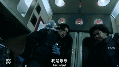 《幻想快乐》这一血浆迸发的18+美剧，其魔性无法阻挡。