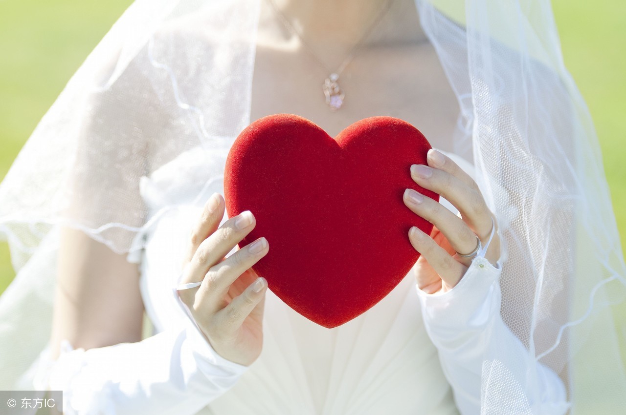 闪婚、裸婚、初婚、二婚、金婚都有什么区别？能过到底就没区别！