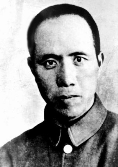 有的卧底敌营20年，有的牺牲30多年才解密，有的1955年被授将衔