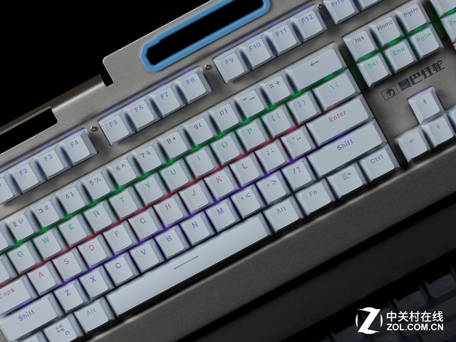 ttc轴打造 新盟曼巴狂蛇k918机械键盘