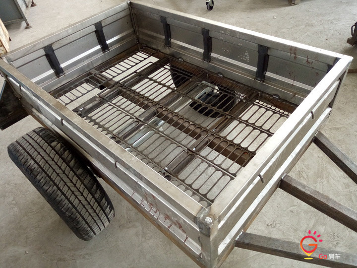 网友DIY买菜、搬家、露营多用拖挂小车