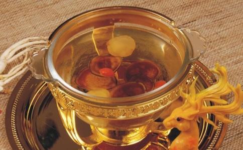 鹿茸泡酒的功效（10斤白酒泡多少克鹿茸）