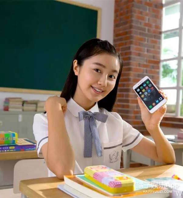 步步高点读机广告里的小女孩，现在成了学霸！