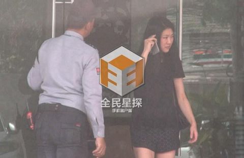 钟汉良老婆是谁(钟汉良老婆谢易桦正面照曝光 粉丝关心的问题终于要大白了)