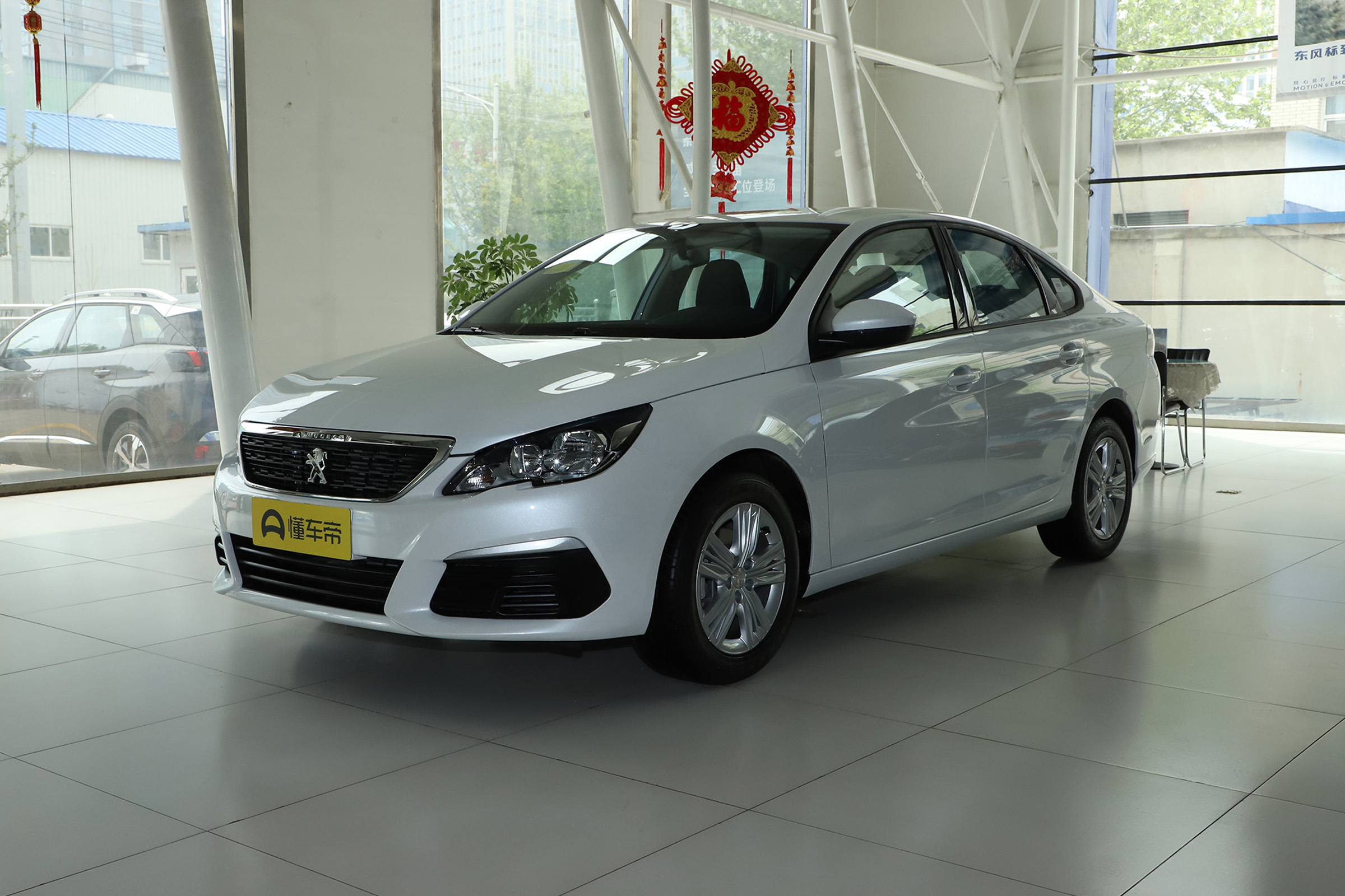 标致308油耗数据分析：综合油耗7.2L/100km，市区8.5L/100km，高速6.5L/100km