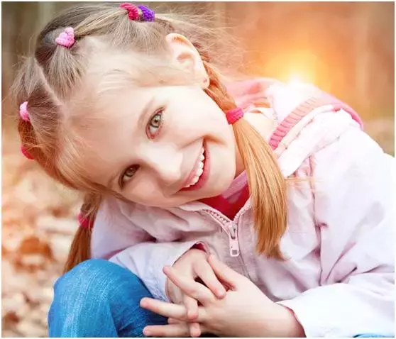 关于宝宝爱笑的说说(宝宝笑得灿烂的说说) _晶羽文学网