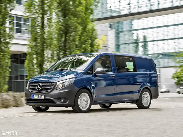 福建奔驰全新威霆成都上市 售29.90万起