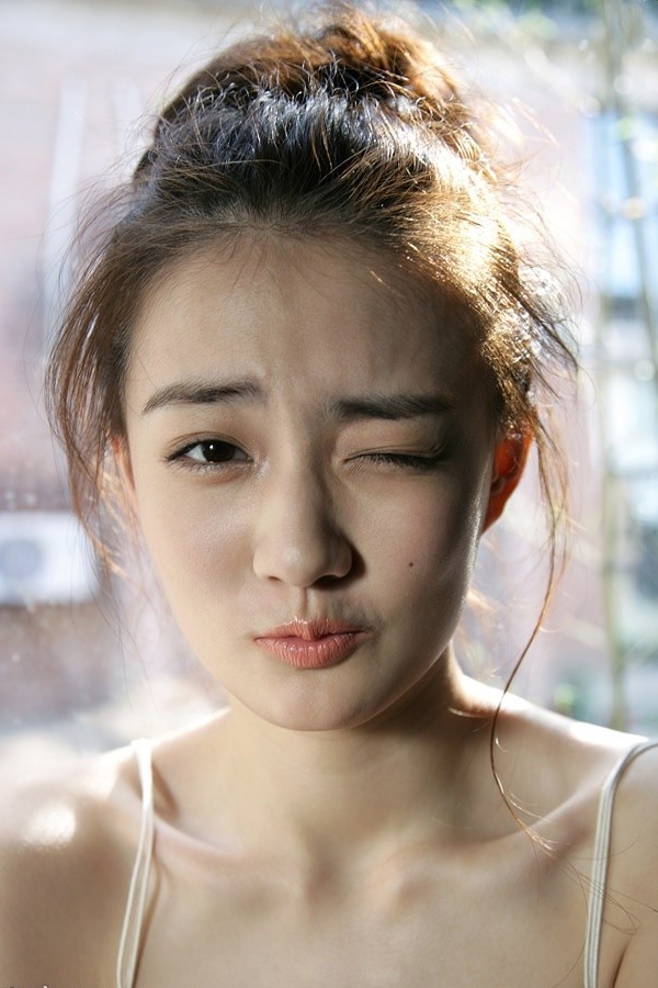 下巴"美人沟"一般出现在俊男美女的脸上,还旺夫,你有吗?