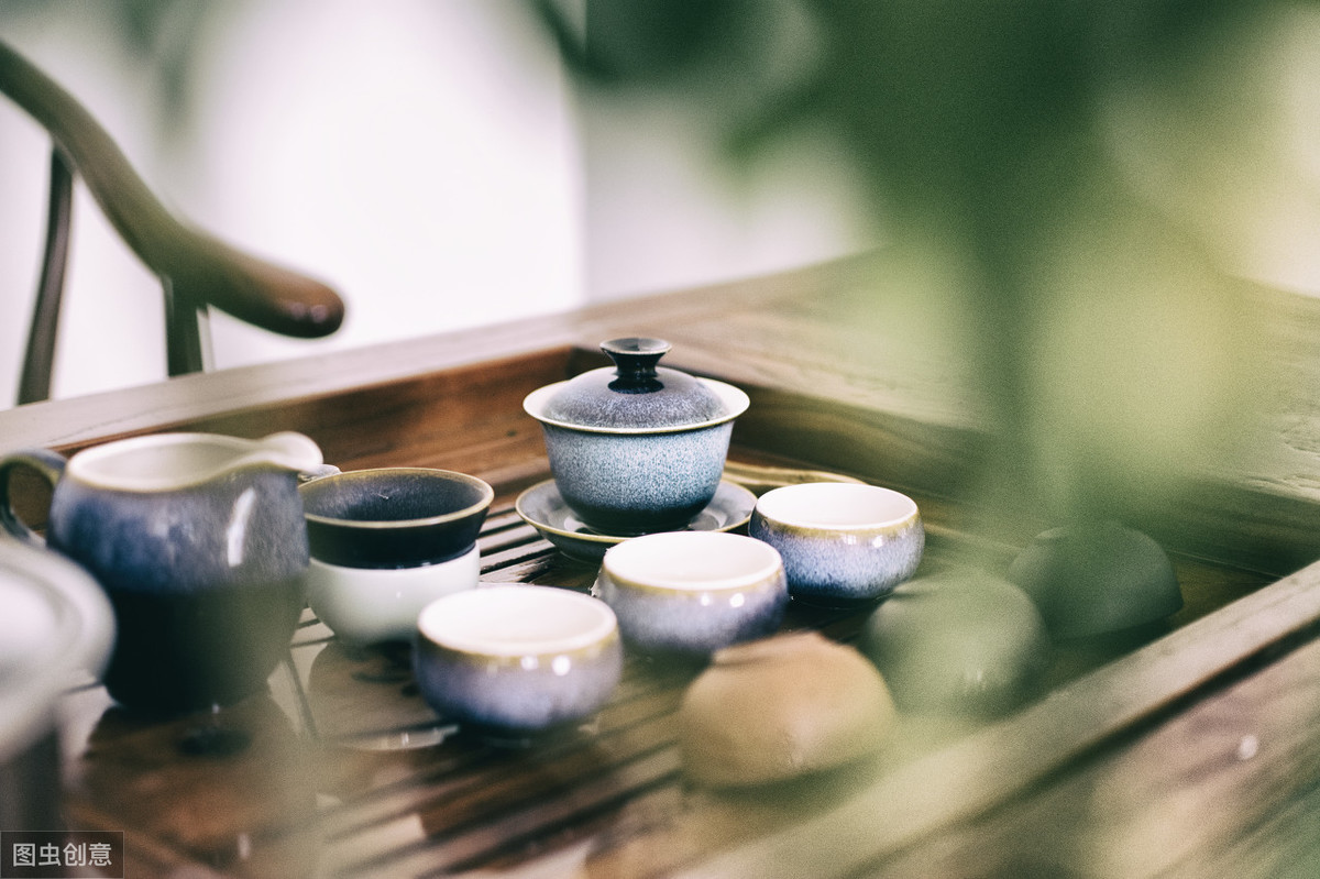 不由得心动，那些关于茶的诗词名句太唯美