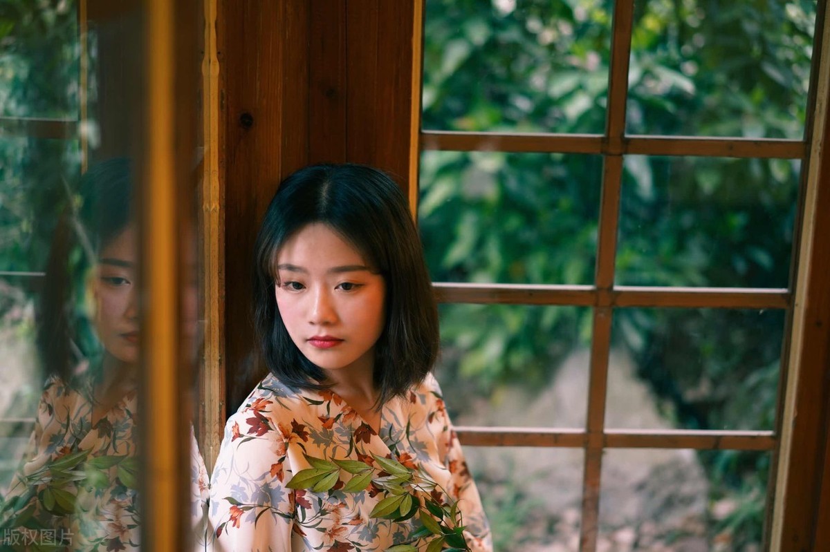 追女生要不要送贵重的礼物（追女人送什么礼物好）