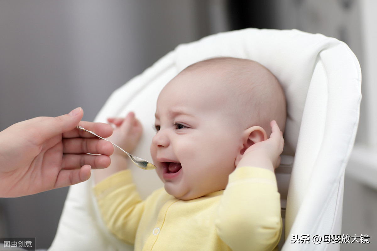 0~12个月宝宝奶量大解析！母乳、奶粉喂养、混合喂养分别是多少？