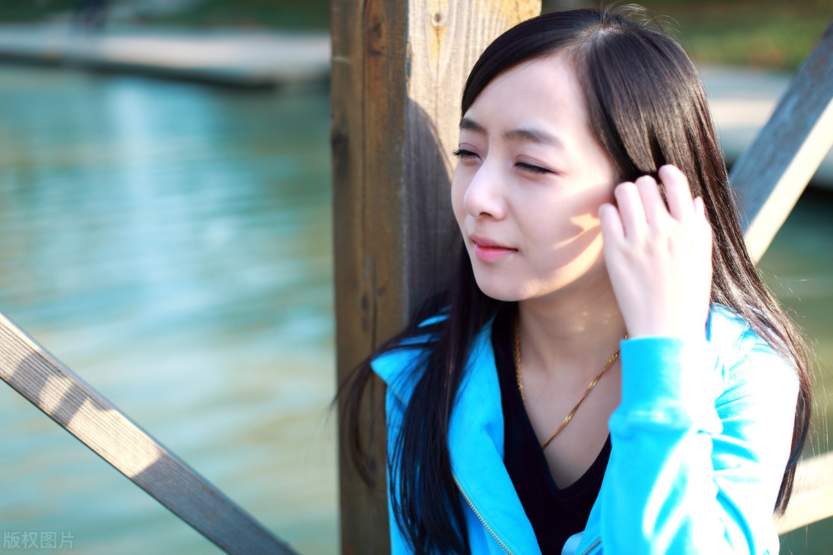追女生要不要送贵重的礼物（追女人送什么礼物好）