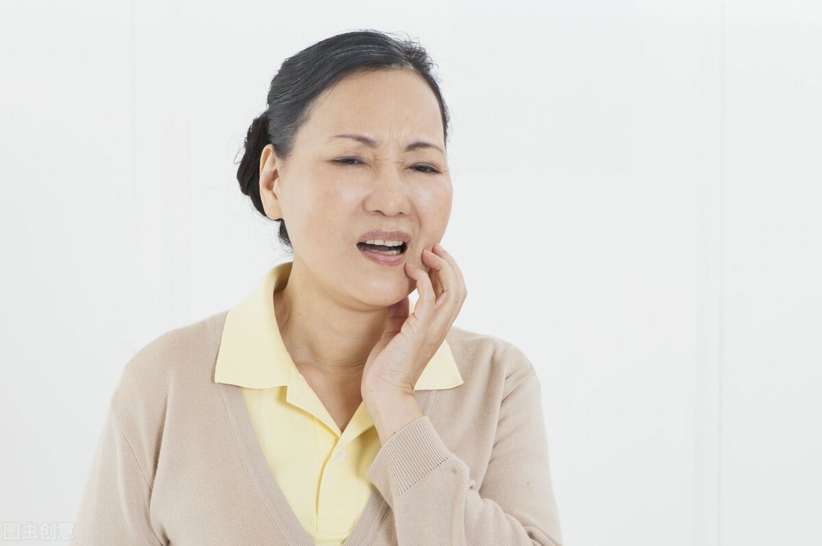 牙龈发炎怎么办？这八招学会缓解疼痛，预防牙龈炎口腔健康
