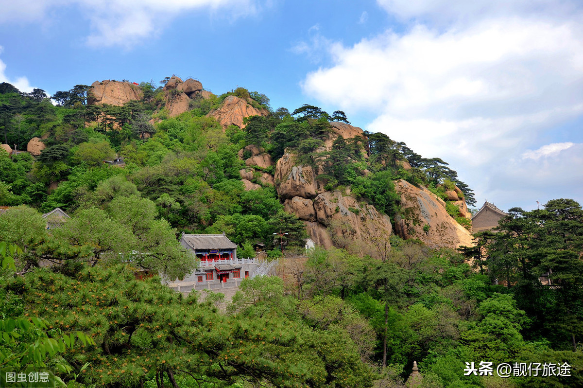 千山景區位於遼寧省鞍山市中心東南約25公里處,是千山山脈的精華部分