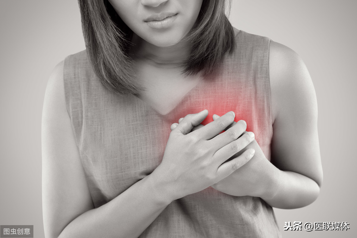 女人乳房胀痛，就是身体有病？别自己吓自己，这5种情况是正常的