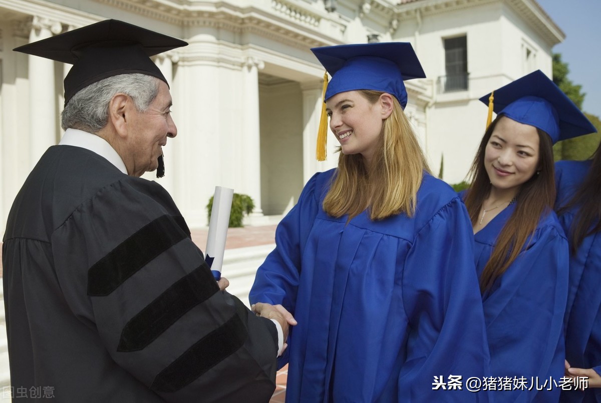 如何理解不同颜色的学位服的意思？高校毕业季带你体会毕业生风采