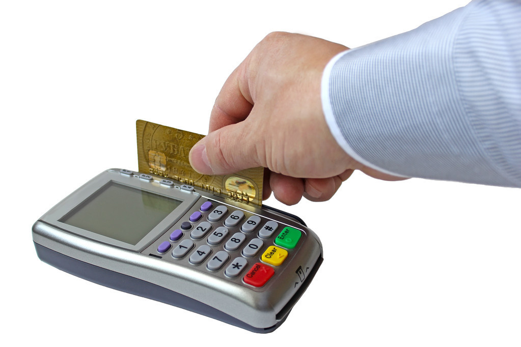 信用卡不等于储蓄卡，往里面存钱并不好