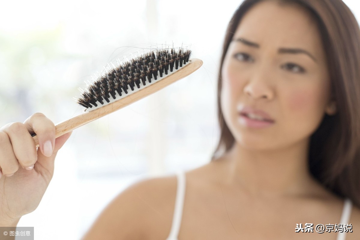生娃后脱发快掉成光头？拯救产后脱发，先把这4件事儿做好