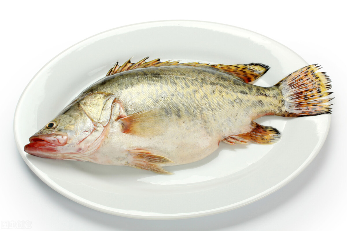 买鱼时，选此4种鱼，肉嫩刺少烹饪难度低，虽价格贵点，但很值