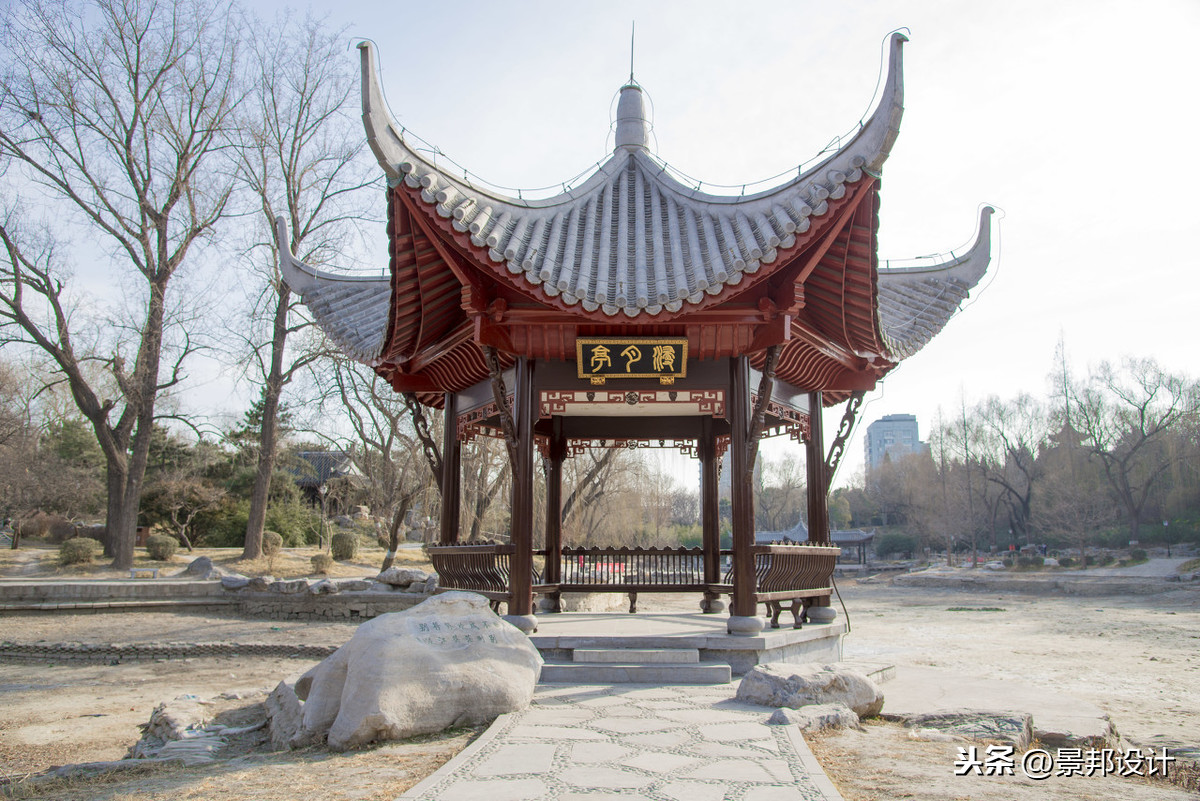中国古典园林中，亭、台、楼、阁、轩、榭、廊的主要区别