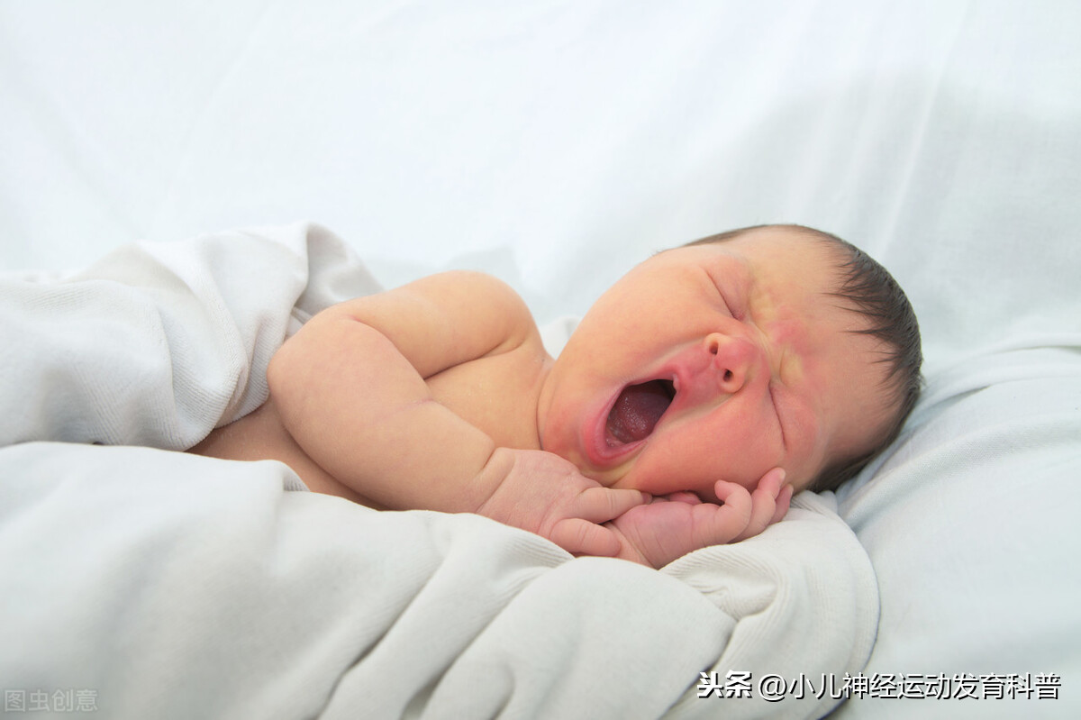 婴儿一天拉几次正常（婴幼儿睡眠时间参考表）-幼儿百科-魔术铺