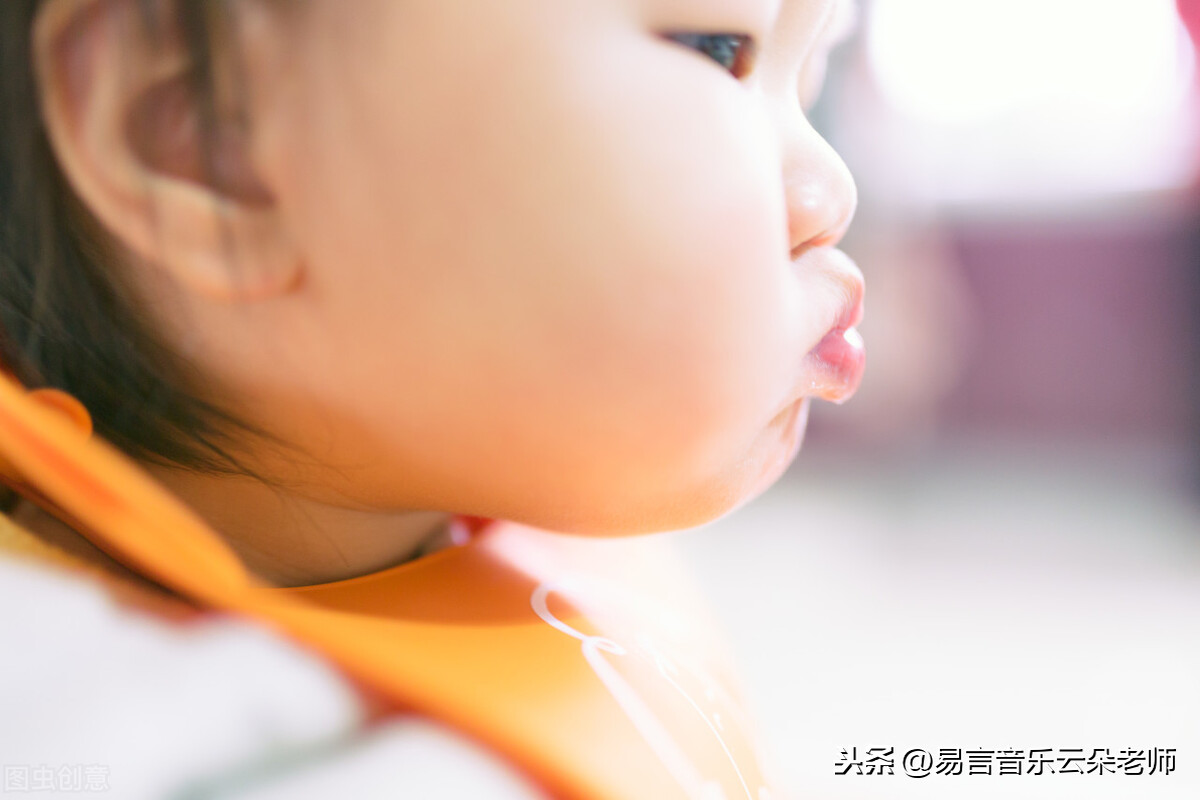 五音不全？唱歌不好听？专业老师教你10步开嗓，让你秒变歌神
