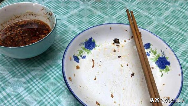 辣椒油的做法視頻,辣椒油的做法視頻教程