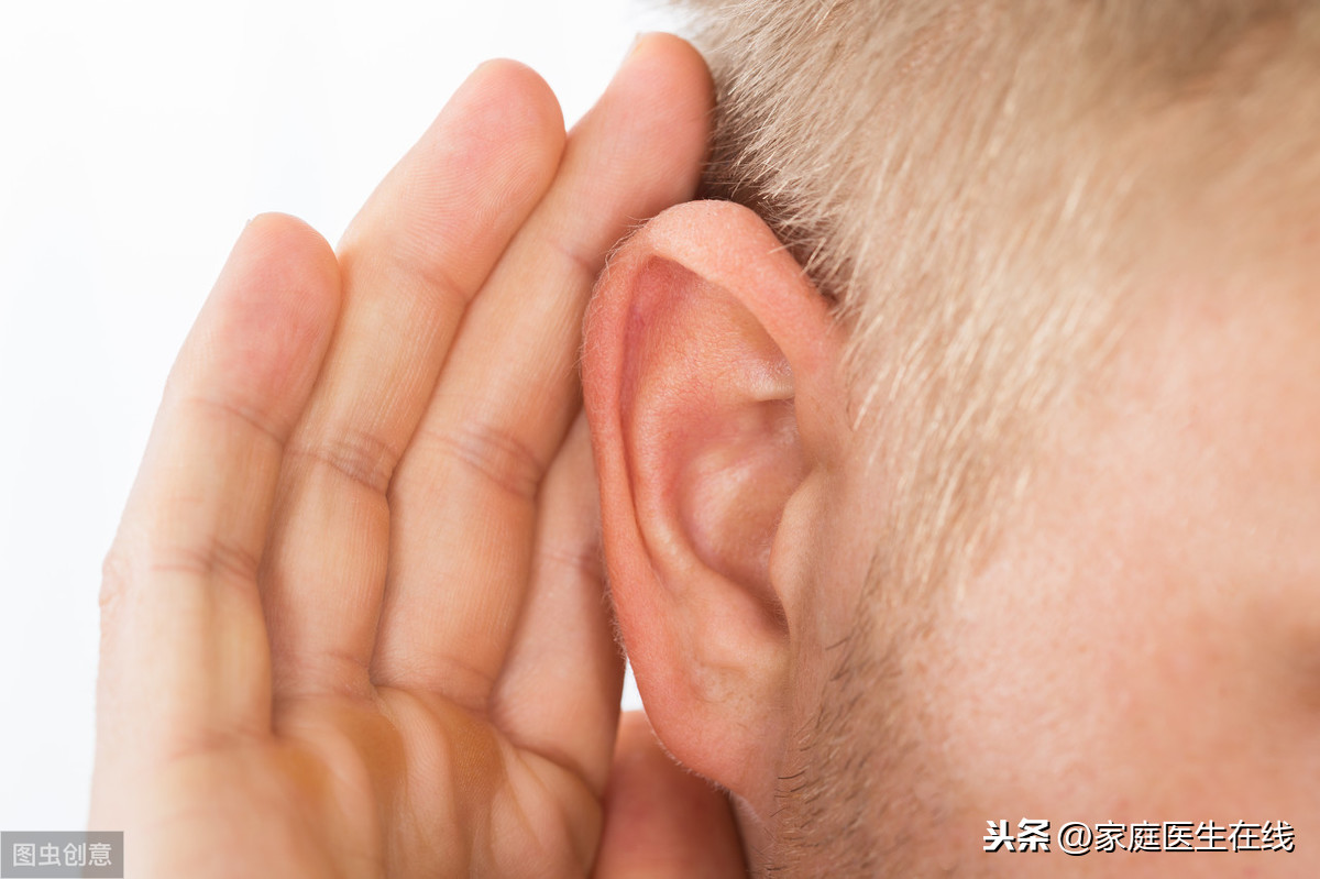 耳朵油怎么回事，如何清理耳朵？