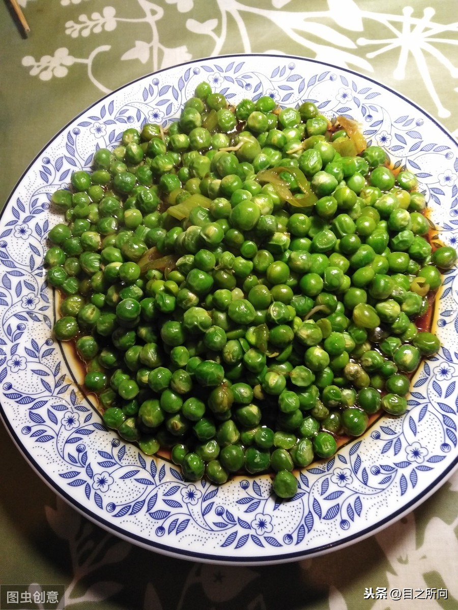 教你豌豆的做法,这一盘绿莹莹的素炒豌豆值得收藏