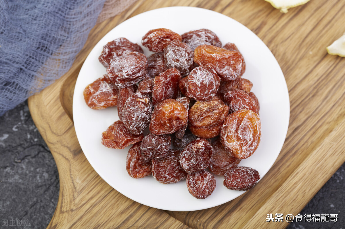 话梅是什么水果制成的（纯手工制作九制话梅的制作过程）