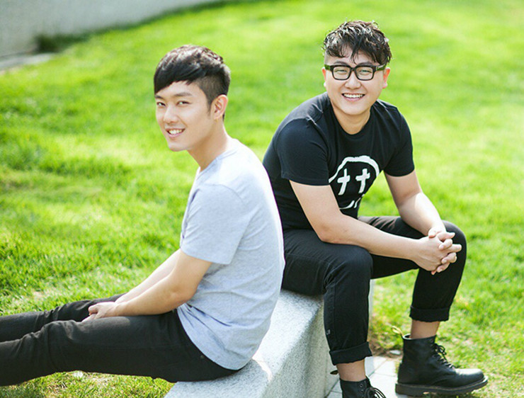 莉莉安和尧十三的故事简短 _飞翔号