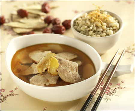 月子里吃“紫河车”对宝宝真的好吗？揭秘-紫河车