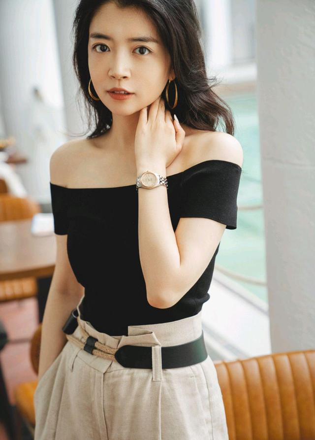 女人適合“手鐲”還是“手表”？三個細節告訴你，戴錯很尷尬