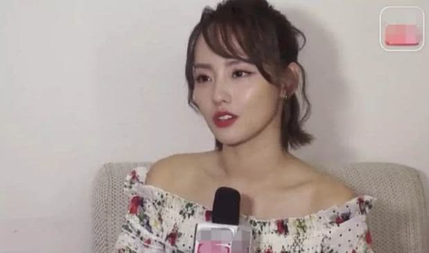 “豪门贵妇”张嘉倪：为富二代生两个孩子 却始终得不到婆婆的认可