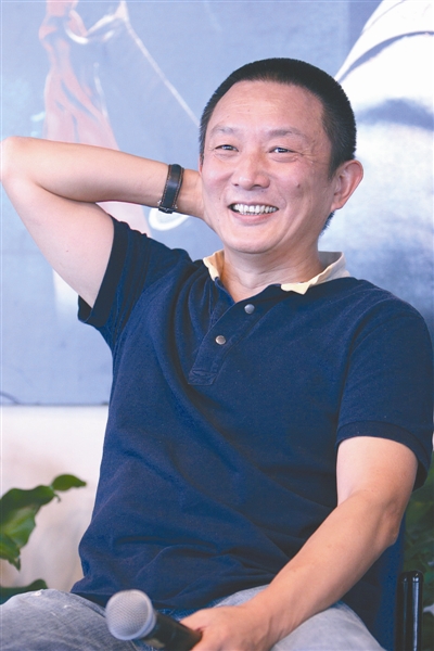 张健：是刘蓓的一婚和三婚丈夫，欠债3个亿，没脸出席儿子的婚礼