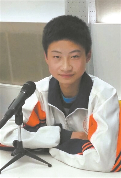 17年河北理科状元744分考上清华，校长亲自拜访，推门后直接泪目